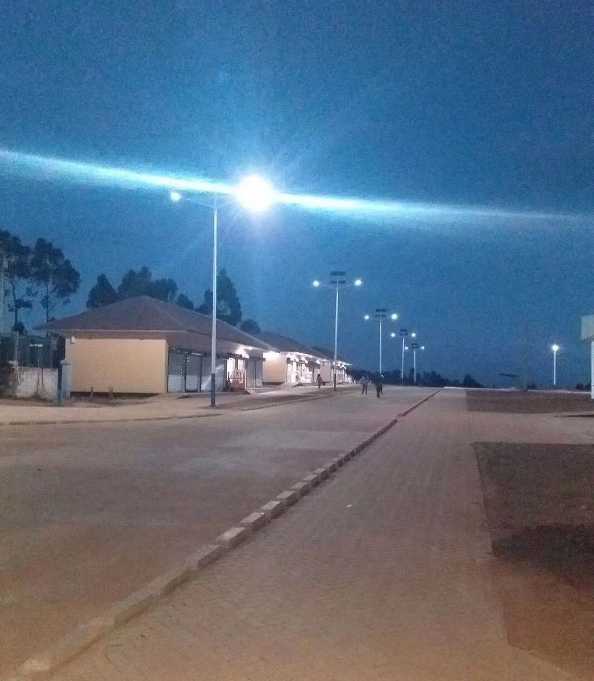 南岗区非洲科特迪瓦太阳能路灯工程